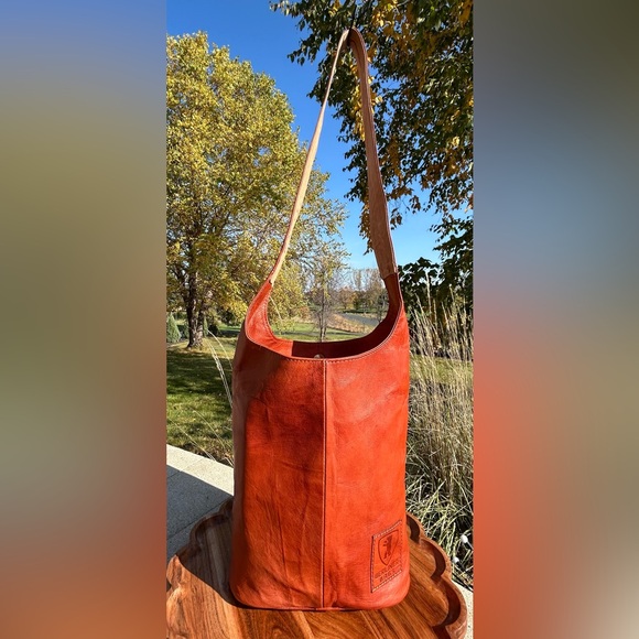 Vintage Berliner Bag Emelia Brown Leather Hobo Shoulder Bag EUC - Picture 4 of 17